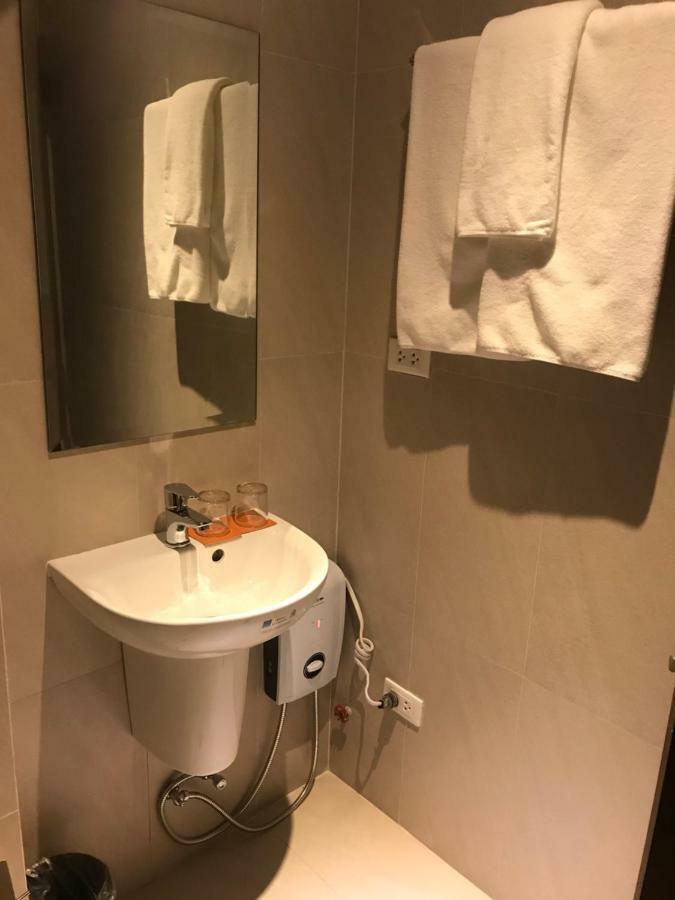 Maxx Hotel Ortigas Pasig City Zewnętrze zdjęcie